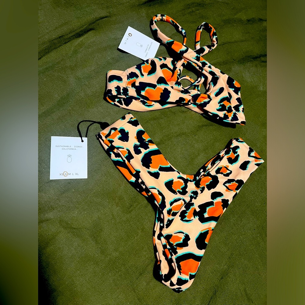 SKATIE Carlsbad Bikini Jasmine Keyhole Cheeky Swimsuit XS Small Leopard Cheetah